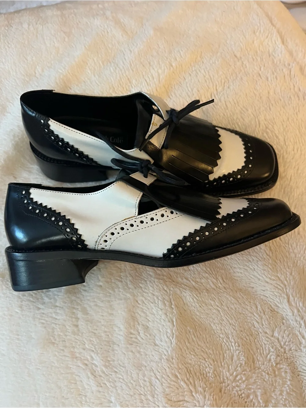 Kenneth Cole two tone